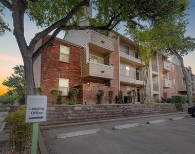 2809 W William Cannon Drive - Photo Thumbnail 1