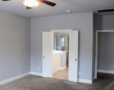 111 Cambridge Street - Photo Thumbnail 6