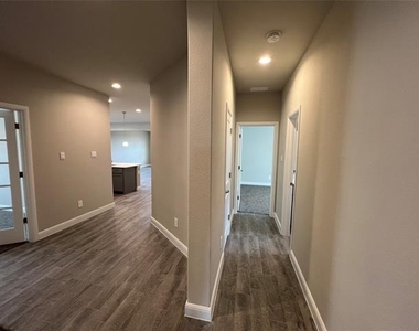 15508 Balham - Photo Thumbnail 3