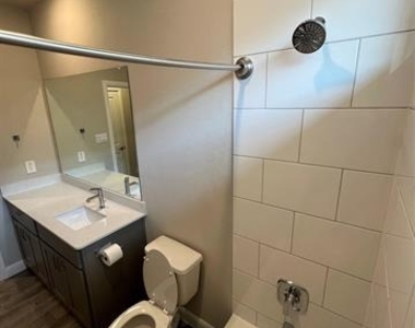 15508 Balham - Photo Thumbnail 6