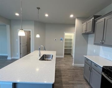 15508 Balham - Photo Thumbnail 13