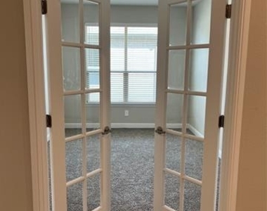 15508 Balham - Photo Thumbnail 10