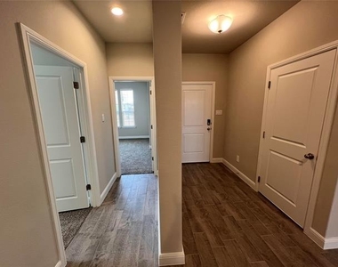 15508 Balham - Photo Thumbnail 2