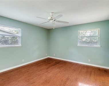 11353 Coral Hills Drive - Photo Thumbnail 9