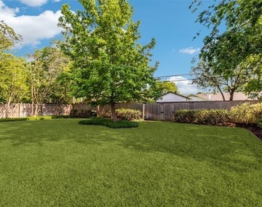 11353 Coral Hills Drive - Photo Thumbnail 13