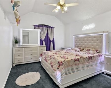 7848 Ravens Cliff Drive - Photo Thumbnail 7