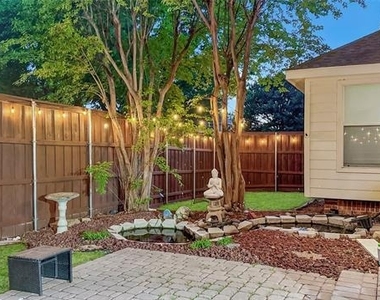 7848 Ravens Cliff Drive - Photo Thumbnail 32