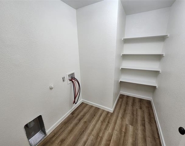 12808 Kingsgate Drive - Photo Thumbnail 18