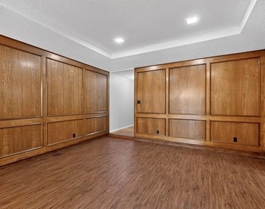 3725 Northridge Drive - Photo Thumbnail 7