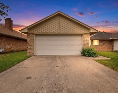 3725 Northridge Drive - Photo Thumbnail 38