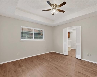 3725 Northridge Drive - Photo Thumbnail 17