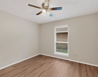 3725 Northridge Drive - Photo Thumbnail 23