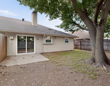 3725 Northridge Drive - Photo Thumbnail 33