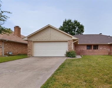 3725 Northridge Drive - Photo Thumbnail 1