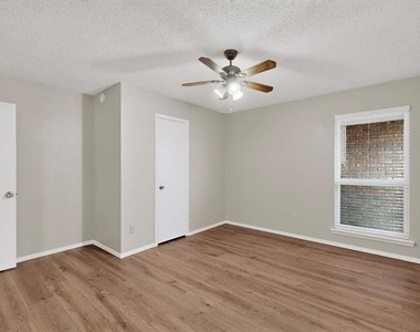 3725 Northridge Drive - Photo Thumbnail 30