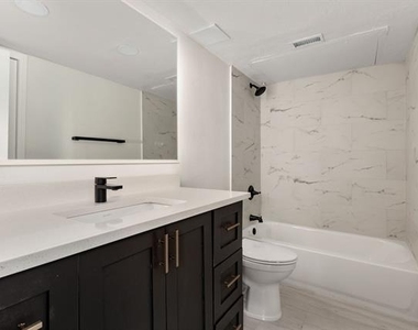2101 Park Willow Lane - Photo Thumbnail 16