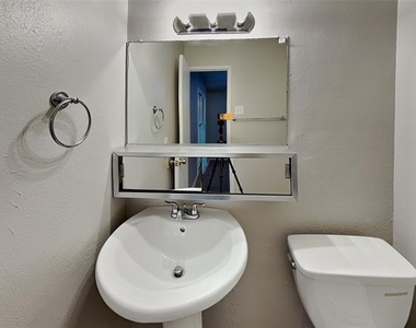 117 Cooper Street - Photo Thumbnail 8