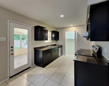 117 Cooper Street - Photo Thumbnail 5