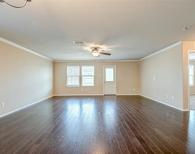 120 Abelia Drive - Photo Thumbnail 20