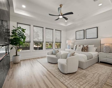 320 W Highland Street - Photo Thumbnail 21