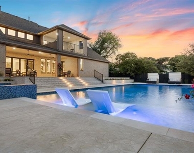 320 W Highland Street - Photo Thumbnail 35