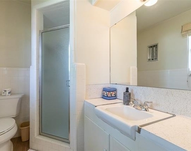 2609 Madison Avenue - Photo Thumbnail 14