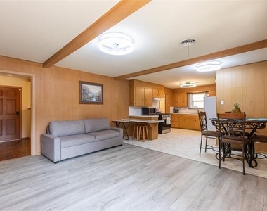 2609 Madison Avenue - Photo Thumbnail 2