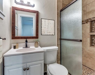 4129 Winfield Avenue - Photo Thumbnail 6