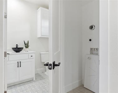 3230 Elihu Street - Photo Thumbnail 4