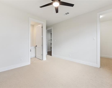 3230 Elihu Street - Photo Thumbnail 11