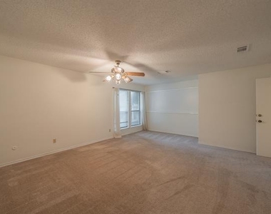 3704 Hulen Park Drive - Photo Thumbnail 33