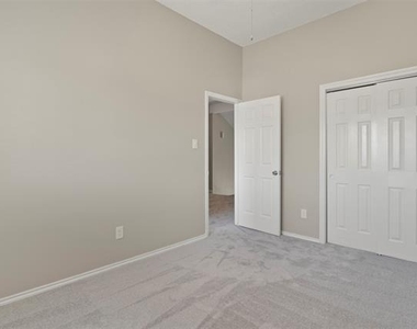 1301 Spring Street - Photo Thumbnail 19