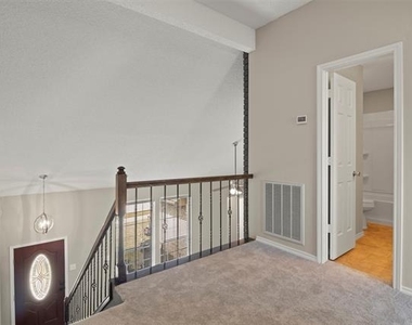 1301 Spring Street - Photo Thumbnail 16