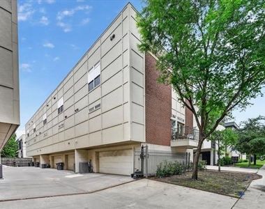 5618 Lindell Avenue - Photo Thumbnail 1
