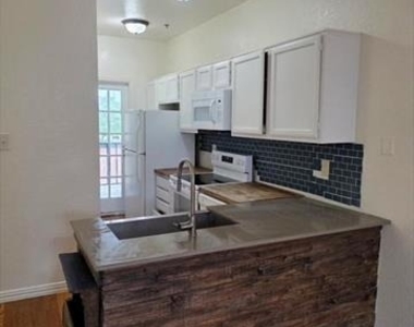 4800 W Lovers Lane - Photo Thumbnail 3