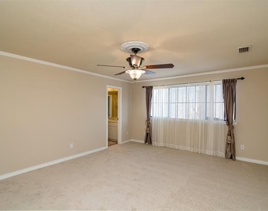 5920 Encore Drive - Photo Thumbnail 28