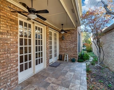 5920 Encore Drive - Photo Thumbnail 33