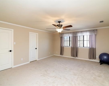 5920 Encore Drive - Photo Thumbnail 24