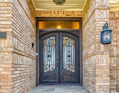 5920 Encore Drive - Photo Thumbnail 2
