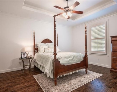 1824 Broken Bend Drive - Photo Thumbnail 25