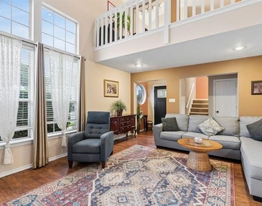 1417 Danielle Drive - Photo Thumbnail 2