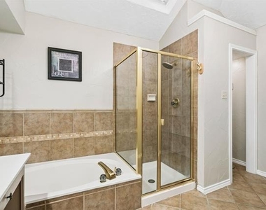 1417 Danielle Drive - Photo Thumbnail 18