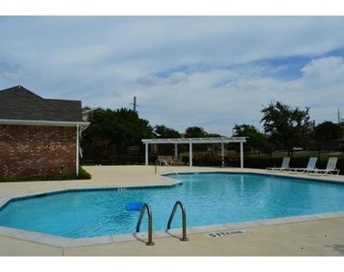 8605 Brunswick Drive - Photo Thumbnail 17