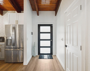 2541 Southridge Road - Photo Thumbnail 30