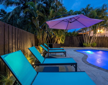 2541 Southridge Road - Photo Thumbnail 4