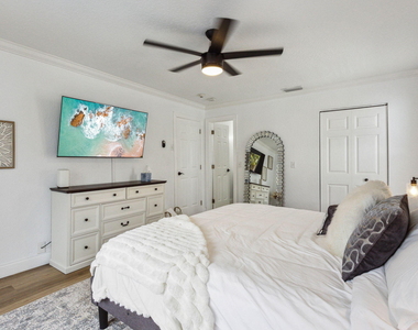 2541 Southridge Road - Photo Thumbnail 39