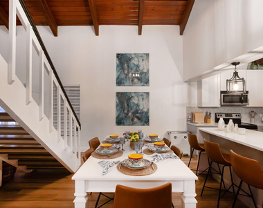 2541 Southridge Road - Photo Thumbnail 11