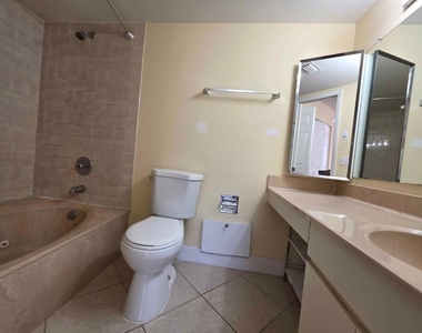 3928 Victoria Drive - Photo Thumbnail 12
