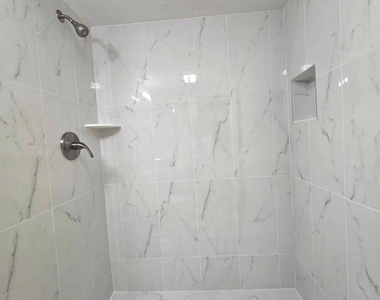 3928 Victoria Drive - Photo Thumbnail 14