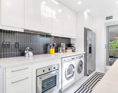 374 Maddock Street - Photo Thumbnail 22